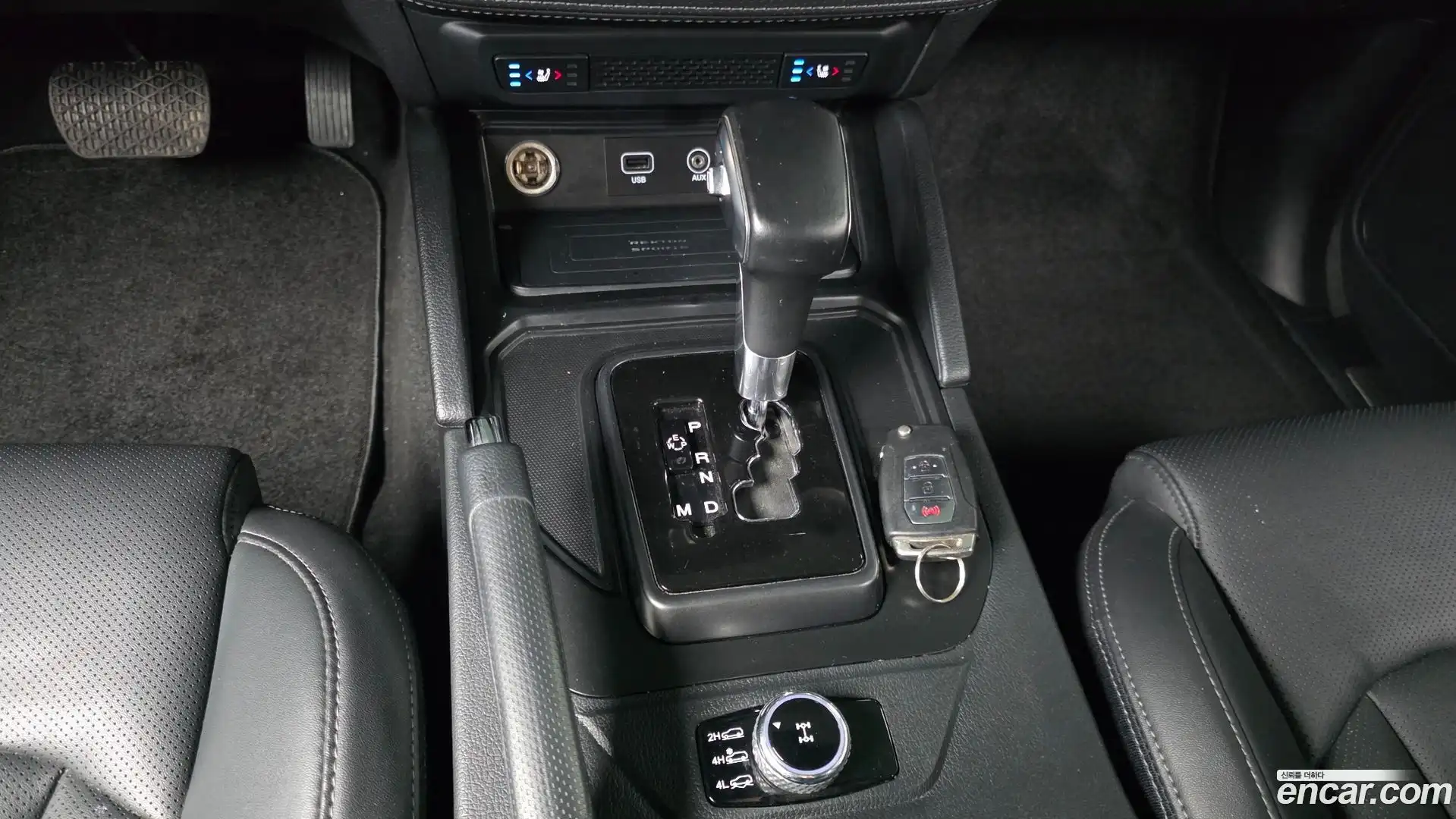 Rexton KG Mobility 2021.11-INNER-009