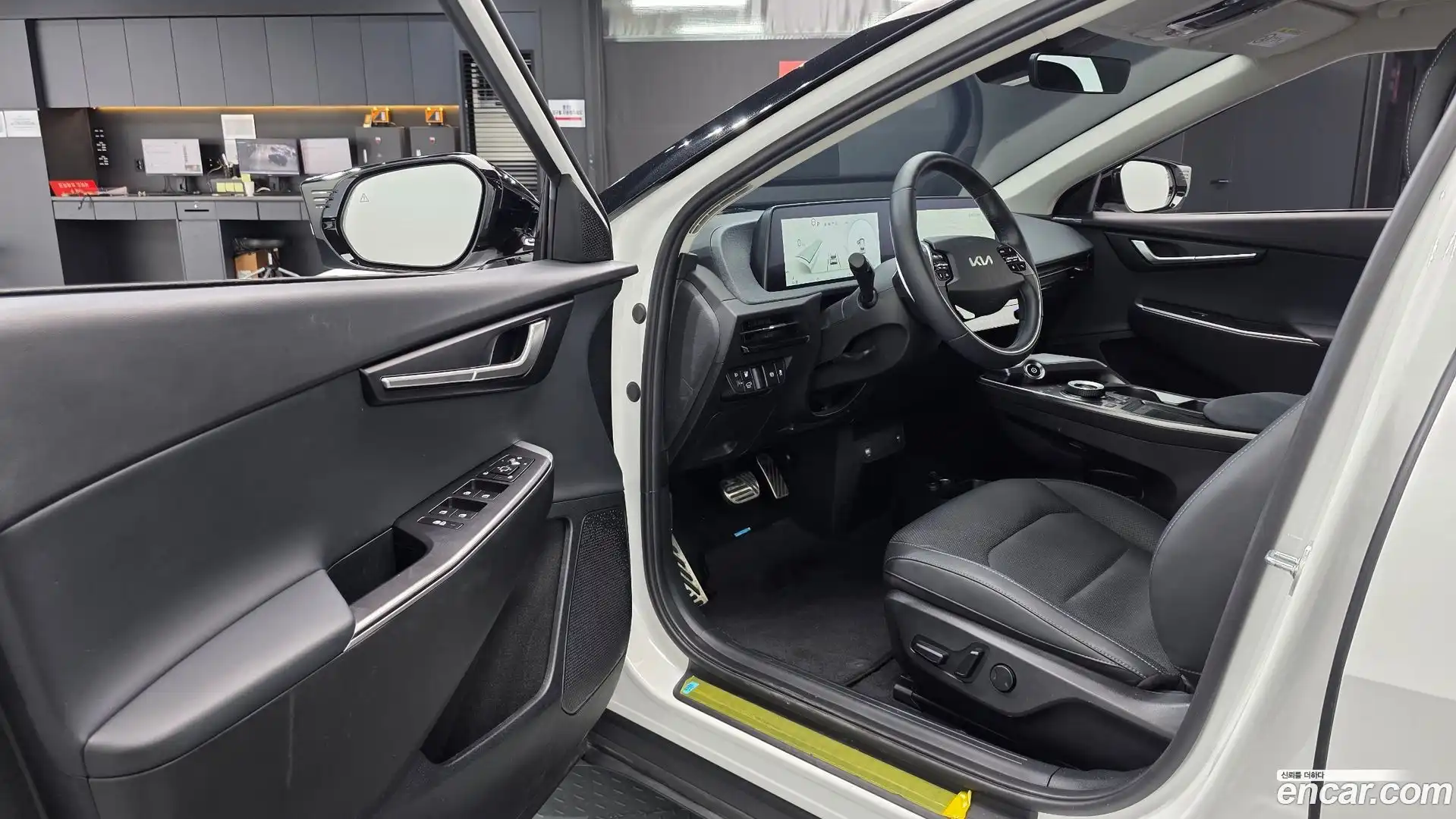 EV6 Kia 2024.4-INNER-010