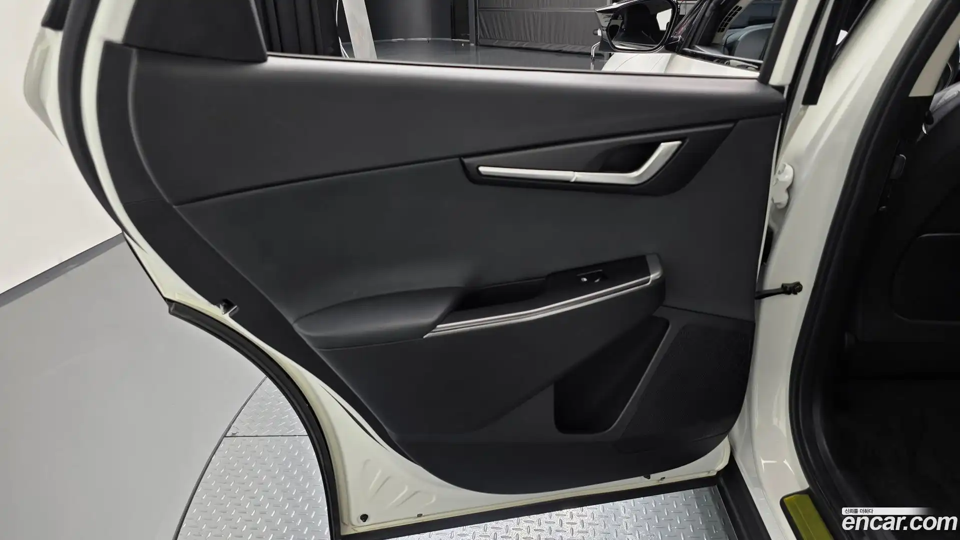 EV6 Kia 2024.4-INNER-035