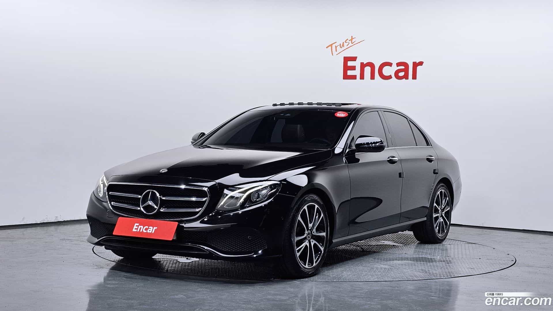 E-Class Mercedes-Benz 2020.6-OUTER-001
