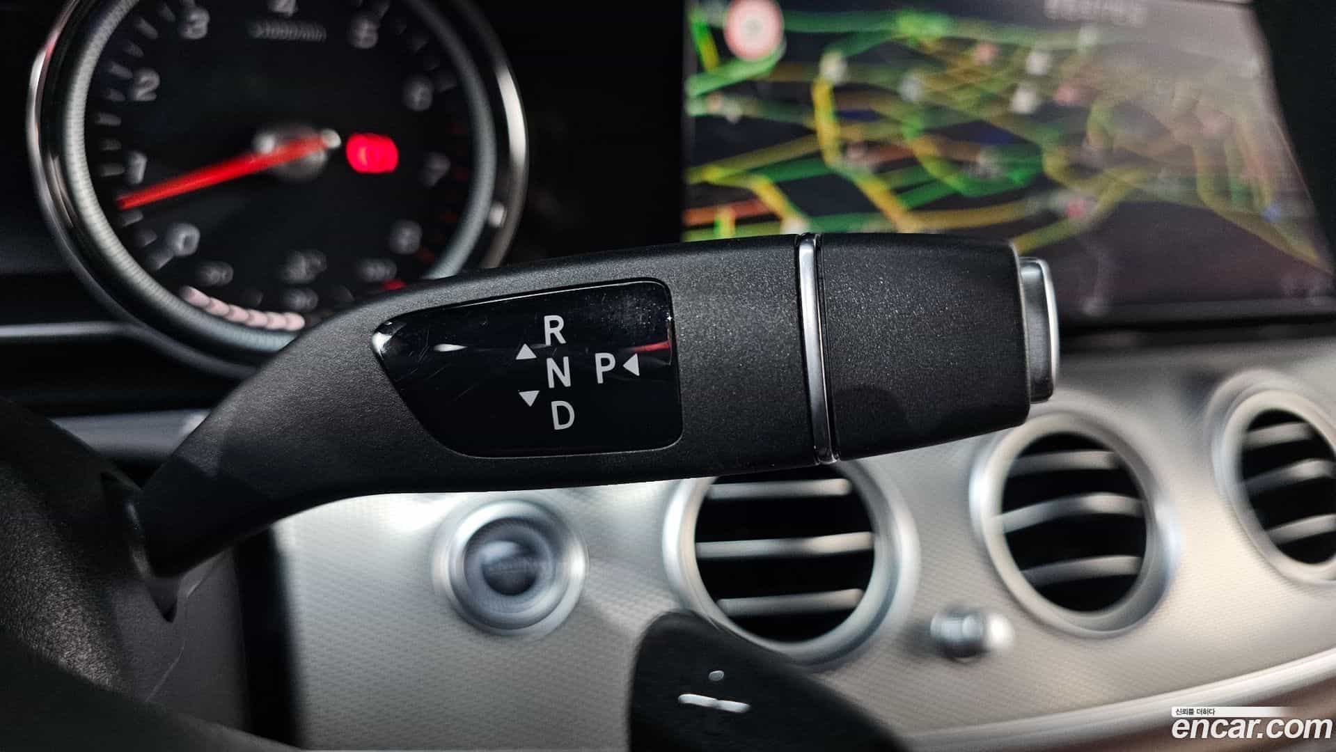 E-Class Mercedes-Benz 2020.6-INNER-009