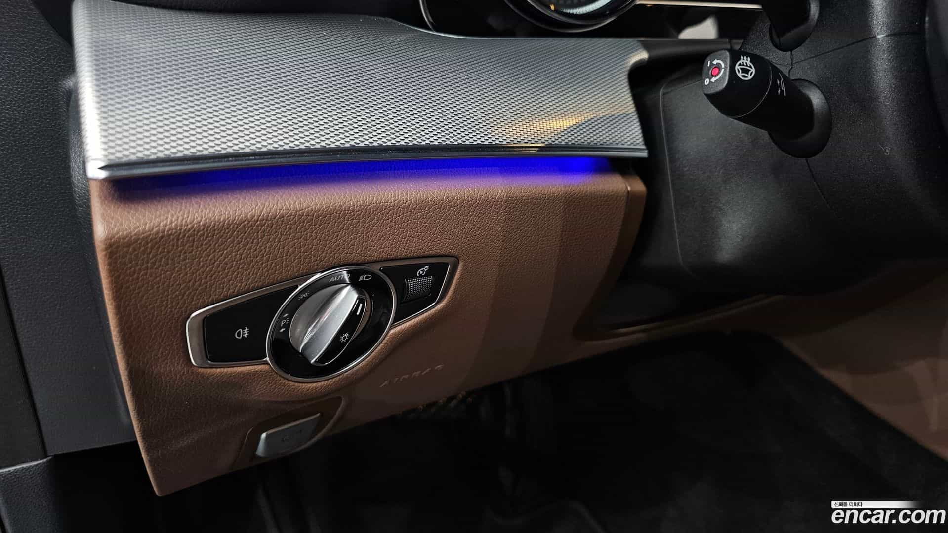 E-Class Mercedes-Benz 2020.6-OPTION-024