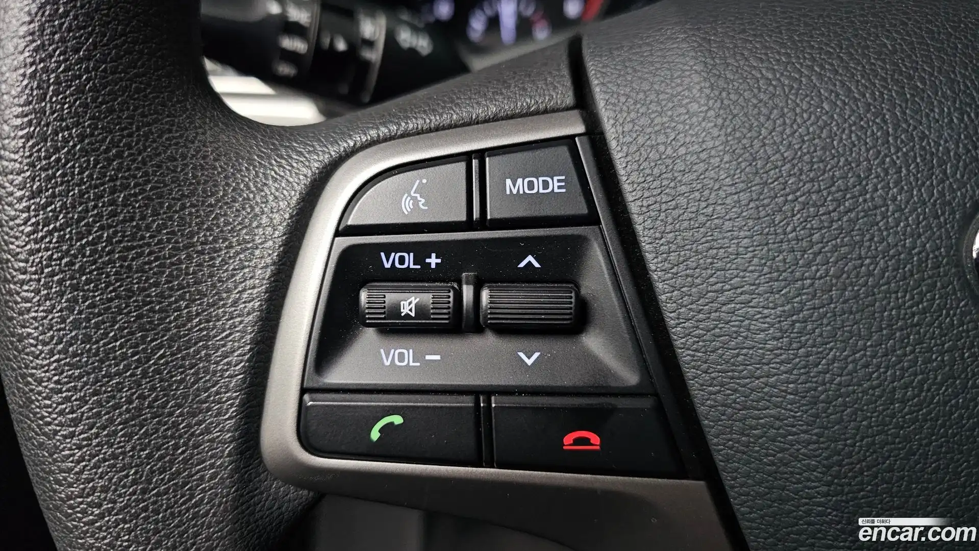AVANTE Hyundai 2018.2-OPTION-022