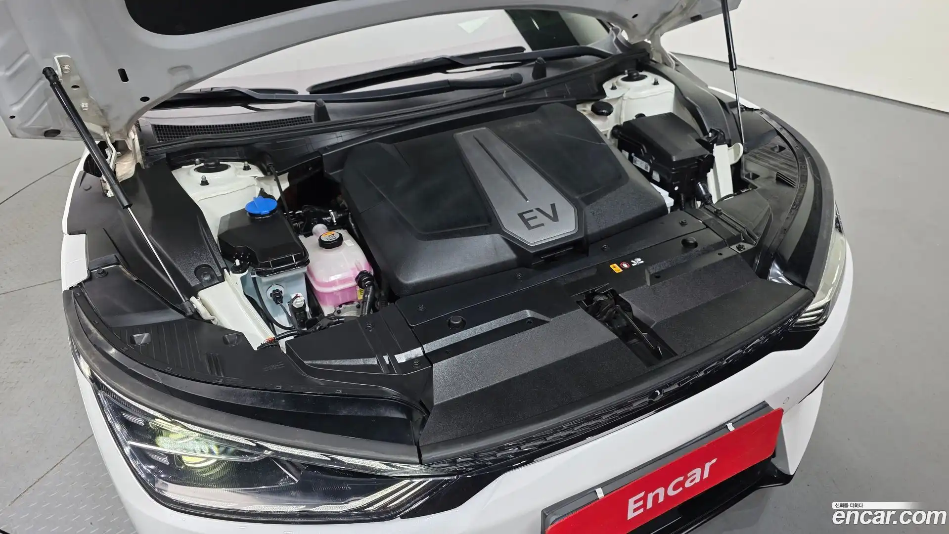 EV6 Kia 2021.10-OUTER-006
