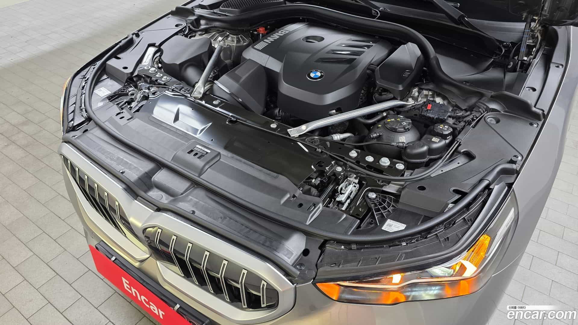 5-Series BMW 2025.5-OUTER-006