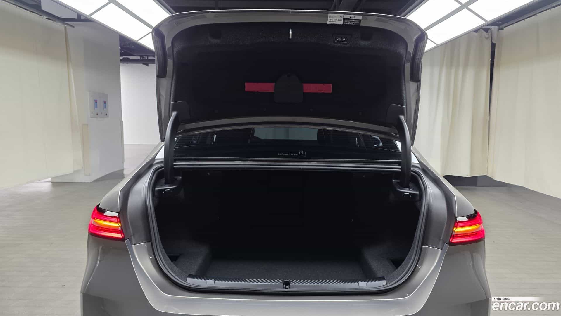 5-Series BMW 2025.5-OPTION-022