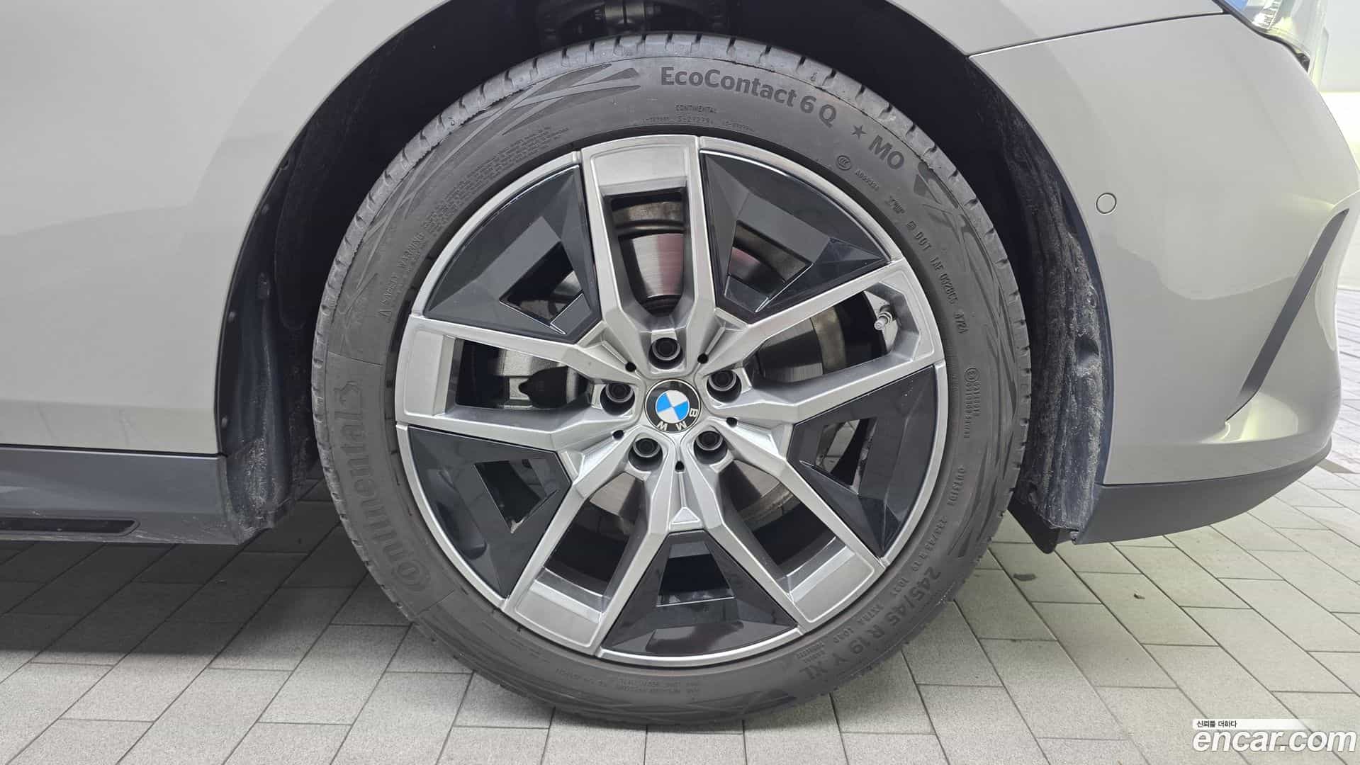 5-Series BMW 2025.5-OUTER-031