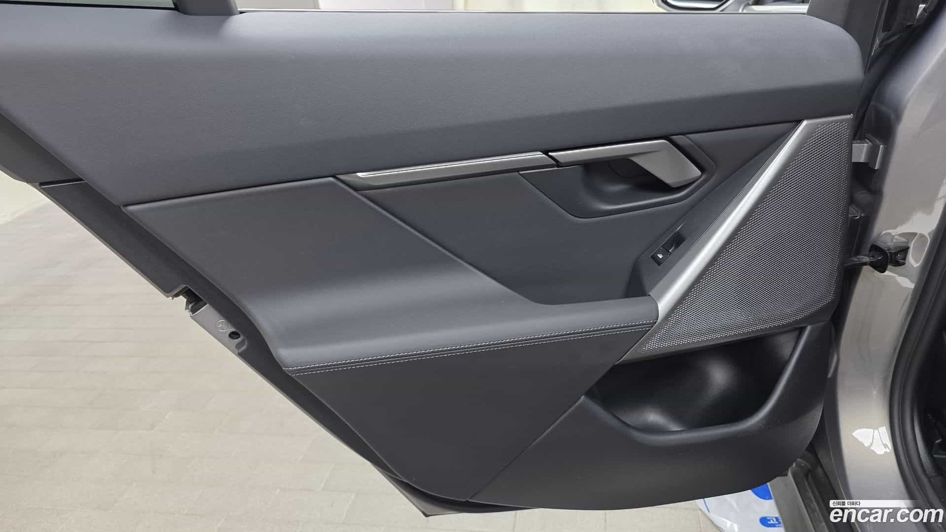 5-Series BMW 2025.5-INNER-035