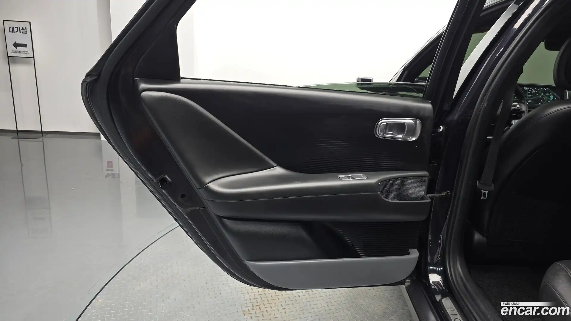 Ioniq6 Hyundai 2022.9-INNER-035