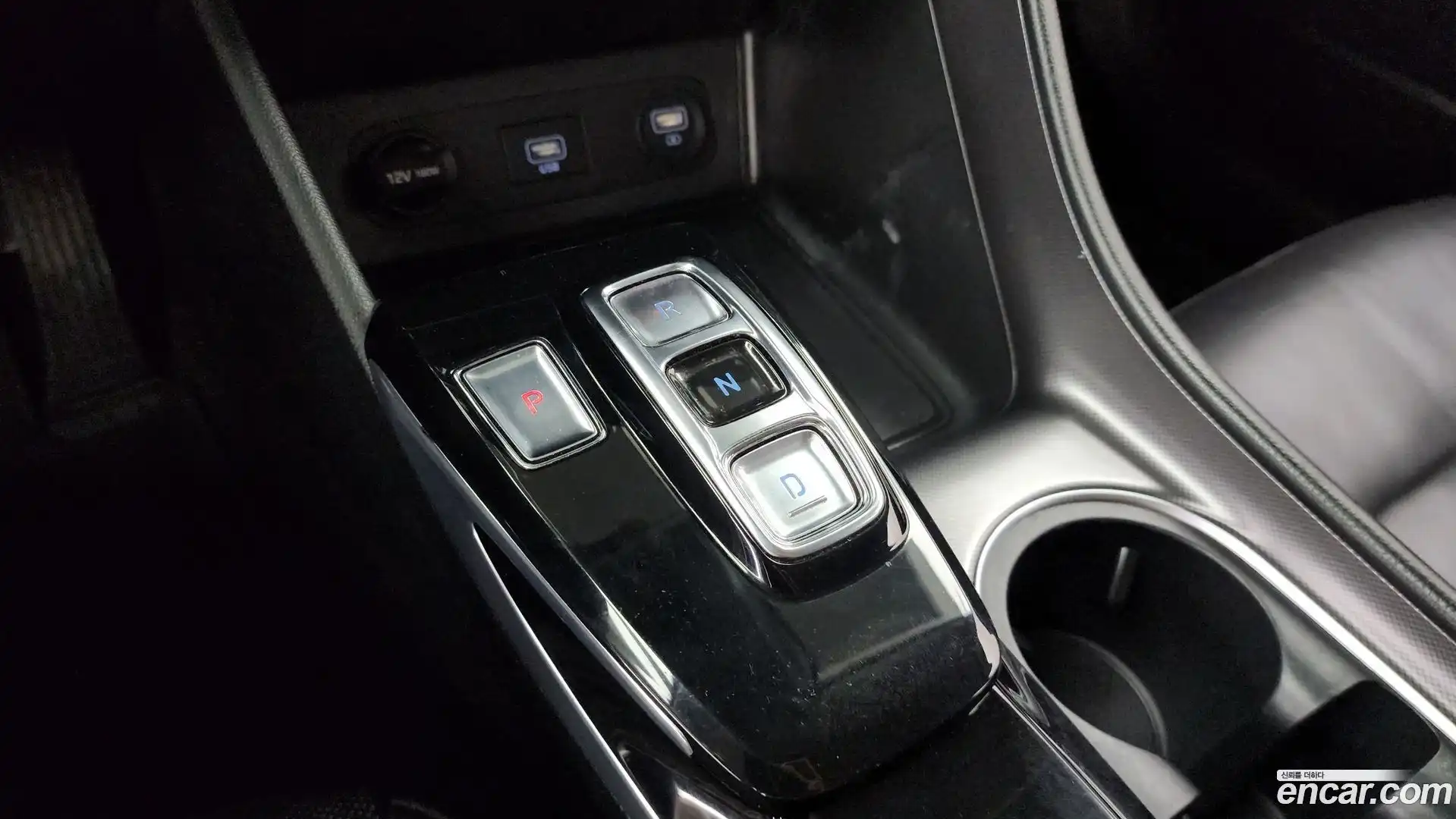 Sonata Hyundai 2019.5-INNER-009