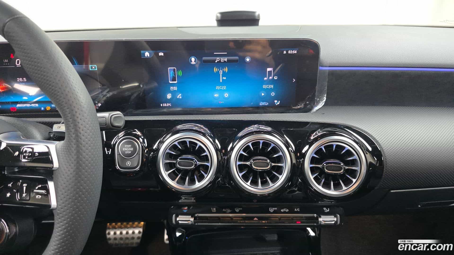 A-Class Mercedes-Benz 2025.6-OPTION-017