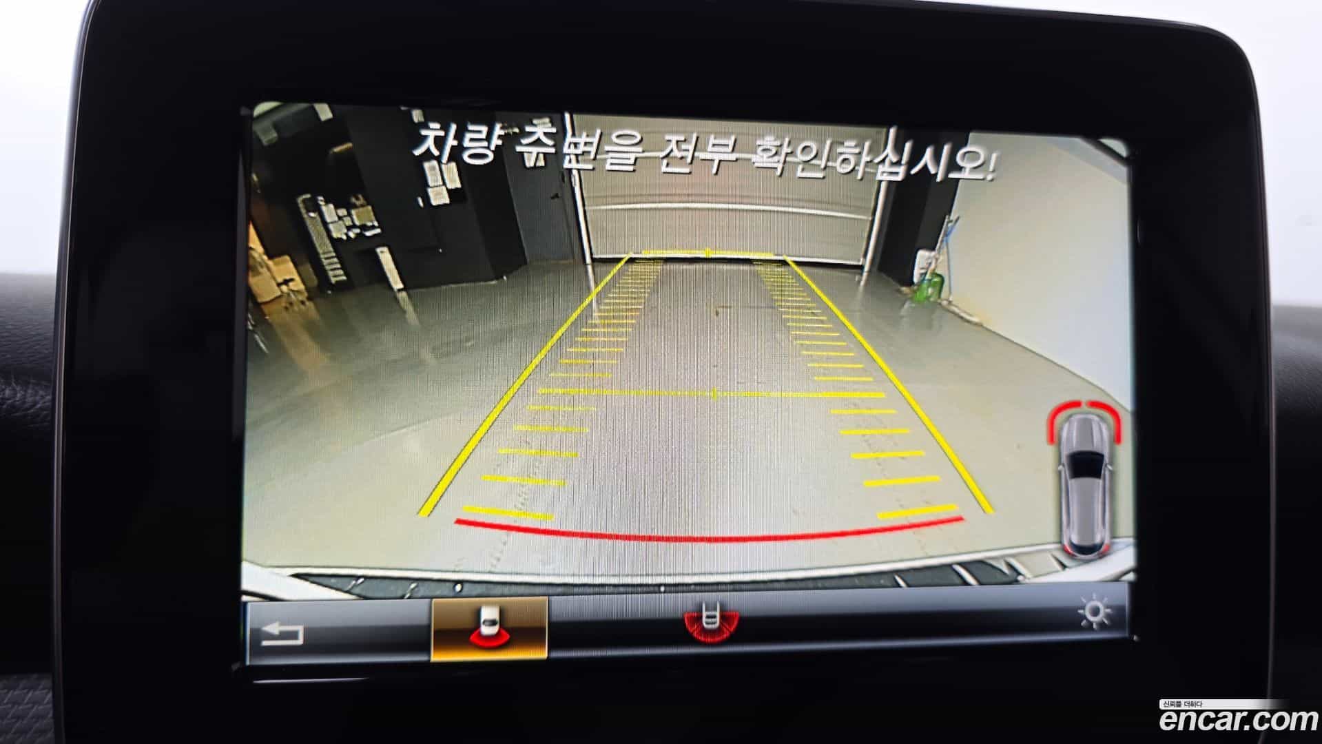 GLA-Class Mercedes-Benz 2019.7-OPTION-020