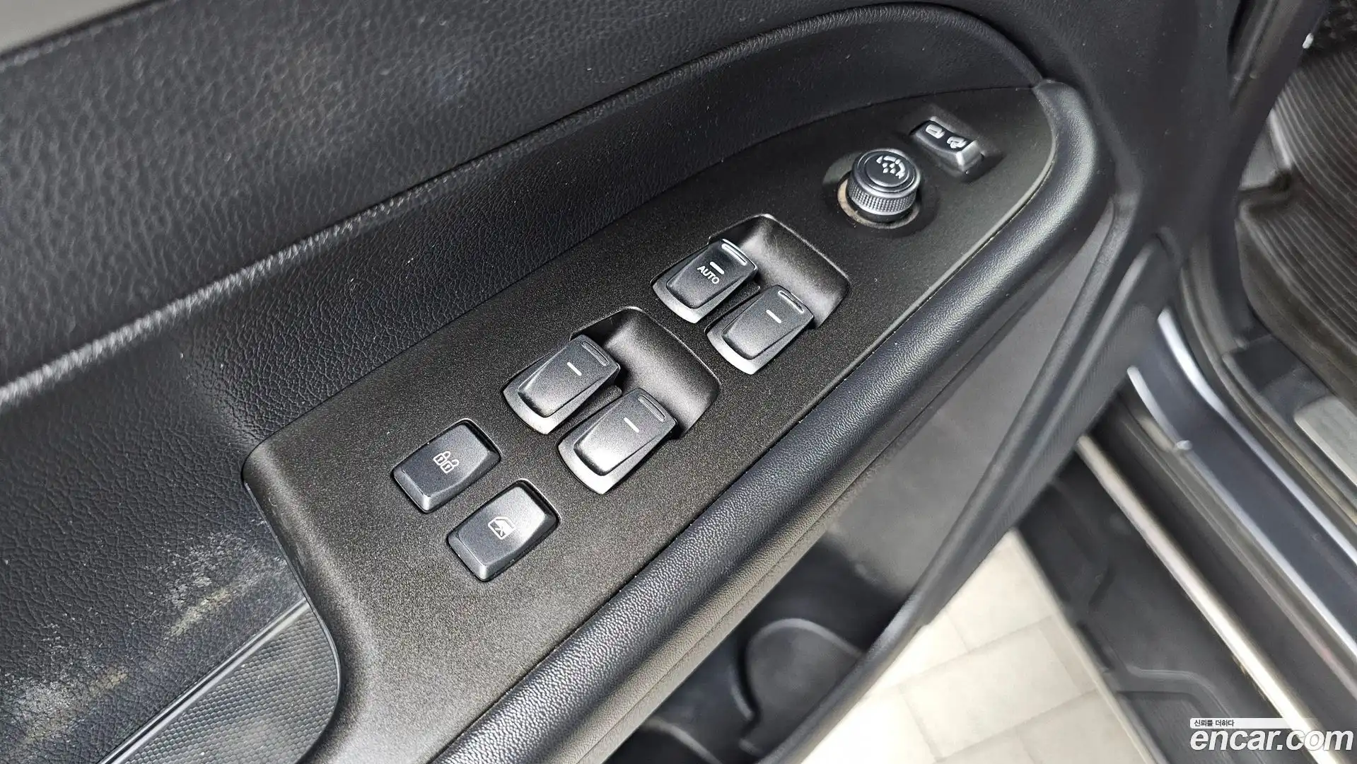Rexton KG Mobility 2018.4-OPTION-018