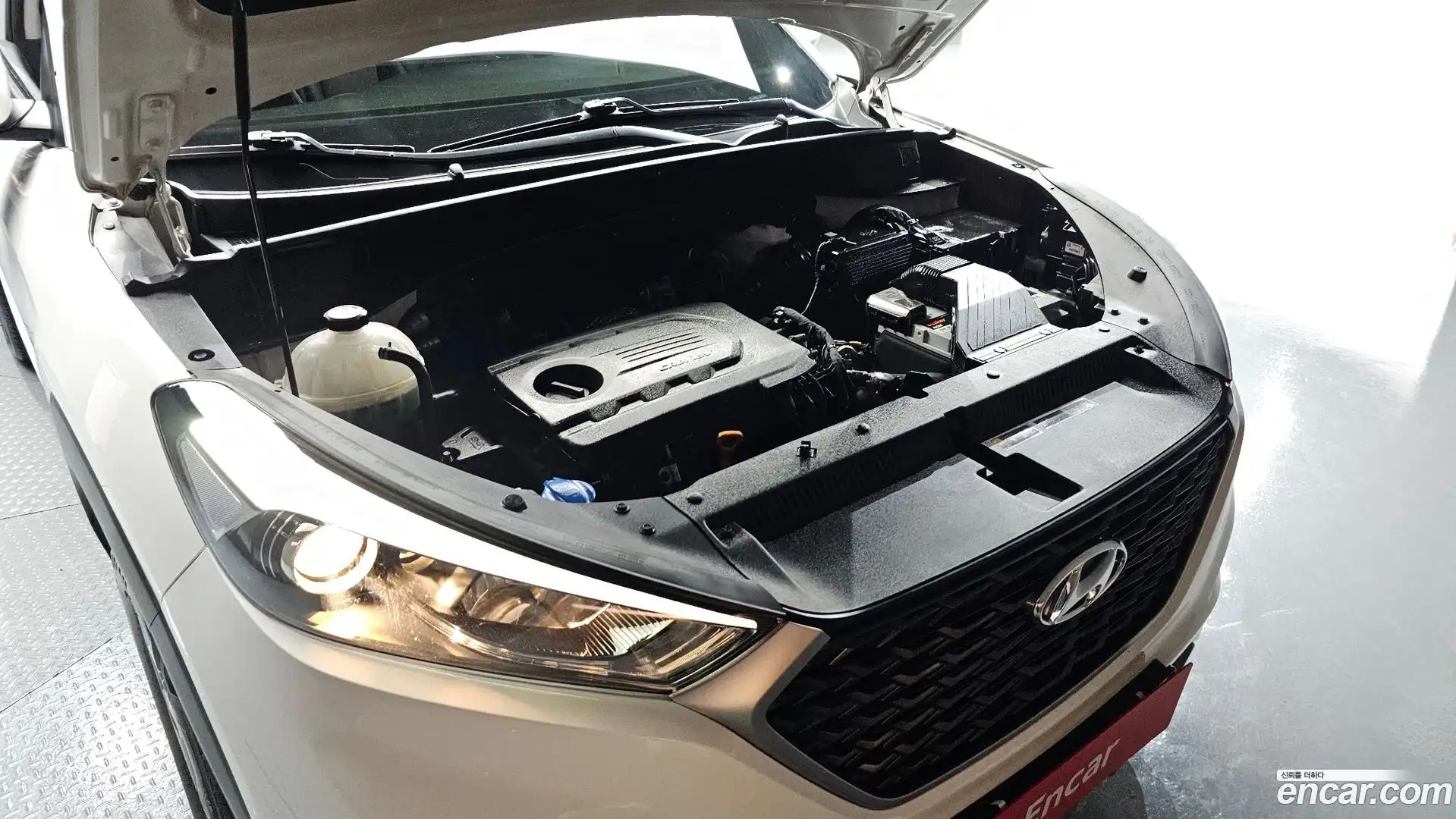 Tucson Hyundai 2017.8-OUTER-006