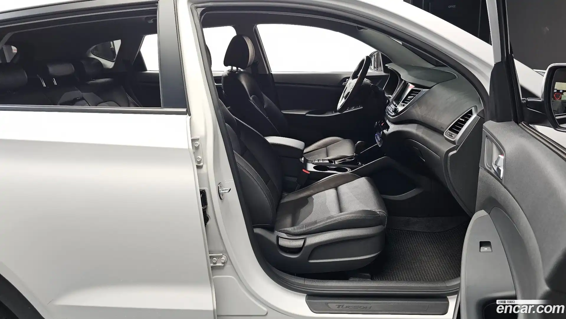 Tucson Hyundai 2017.8-INNER-036
