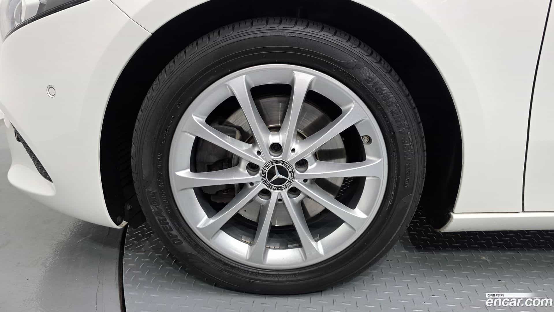 A-Class Mercedes-Benz 2020.7-OUTER-005