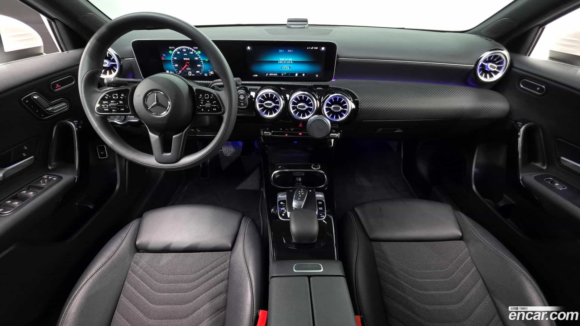 A-Class Mercedes-Benz 2020.7-INNER-007