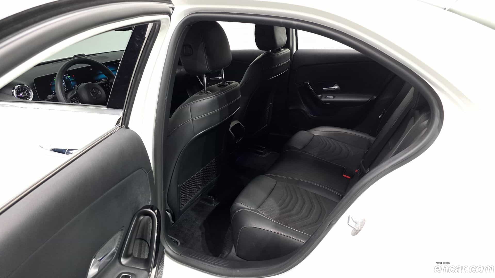 A-Class Mercedes-Benz 2020.7-OPTION-016