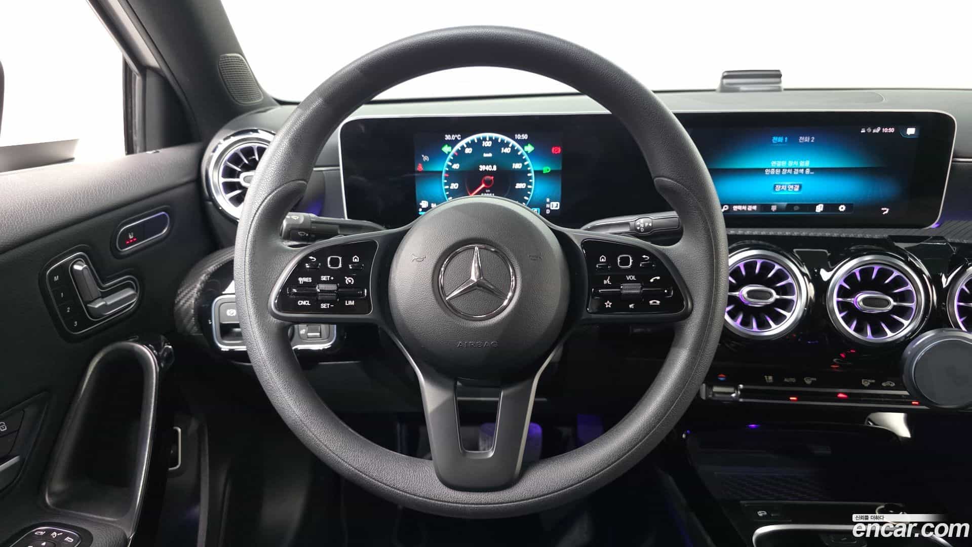A-Class Mercedes-Benz 2020.7-OPTION-017