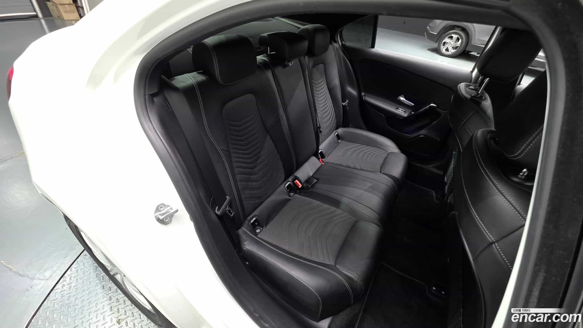 A-Class Mercedes-Benz 2020.7-INNER-036