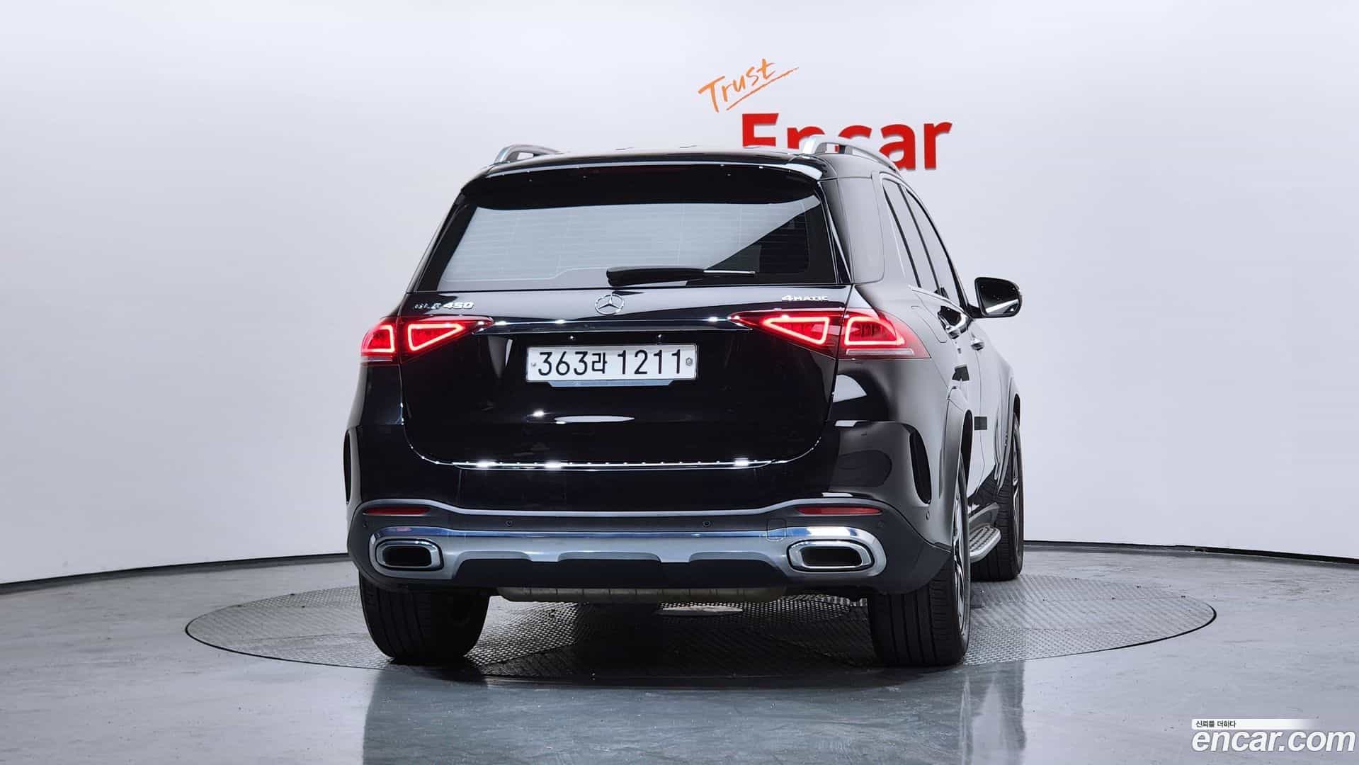 GLE-Class Mercedes-Benz 2019.10-OUTER-004