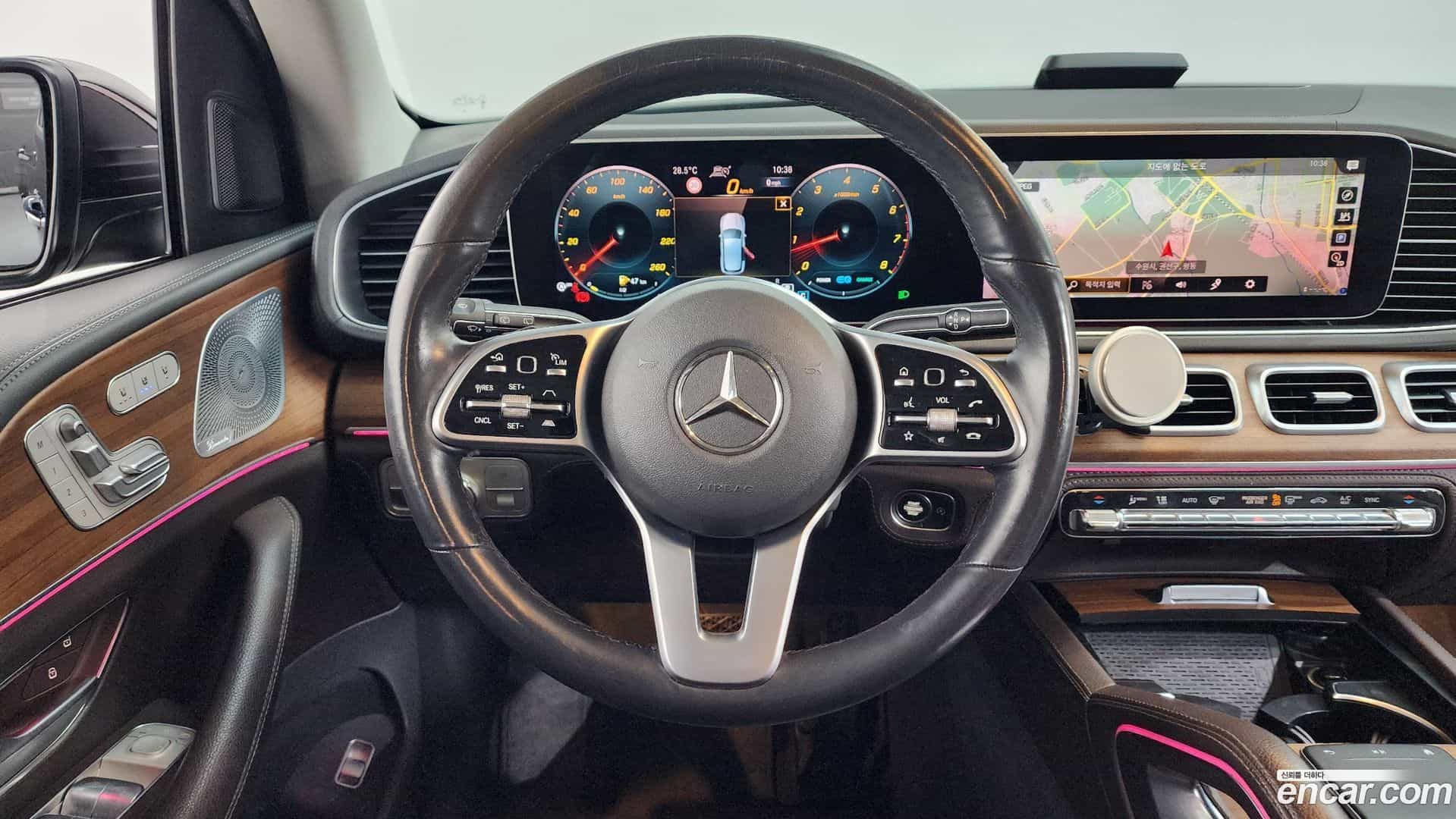 GLE-Class Mercedes-Benz 2019.10-OPTION-017