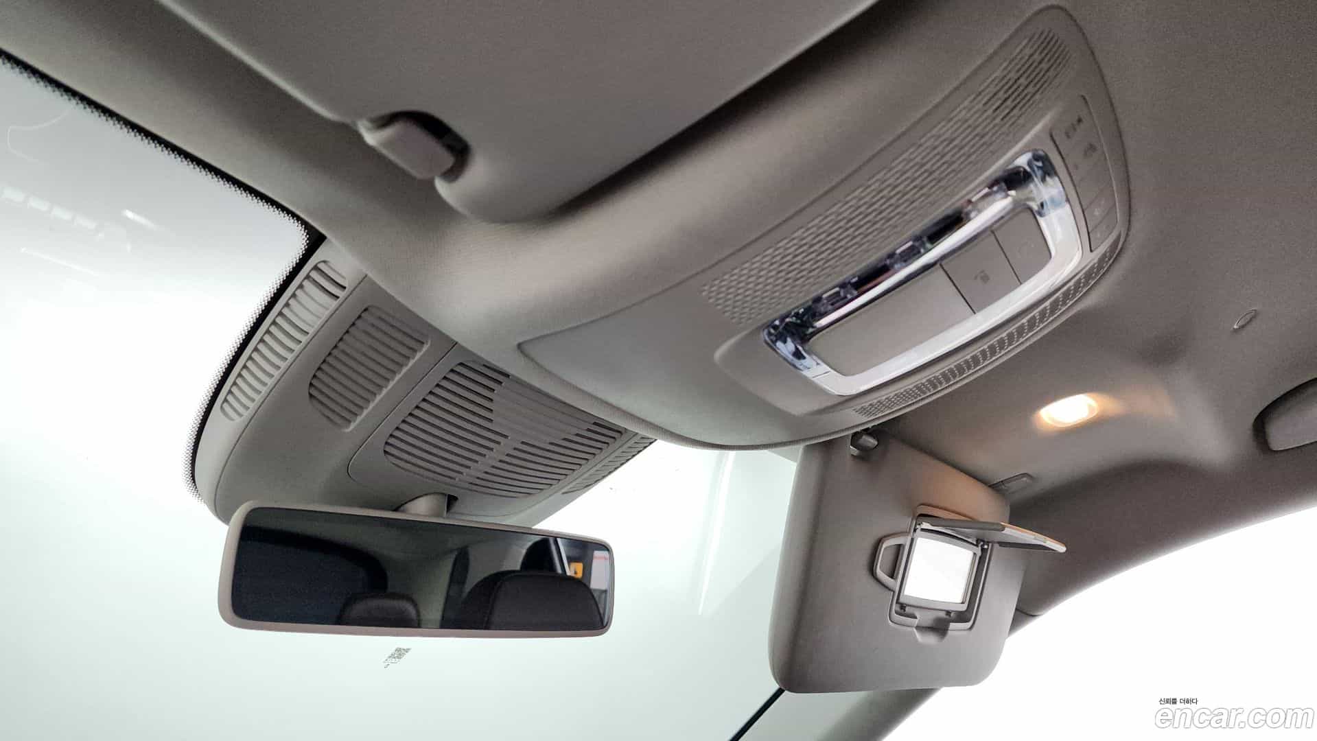 GLE-Class Mercedes-Benz 2019.10-OPTION-040