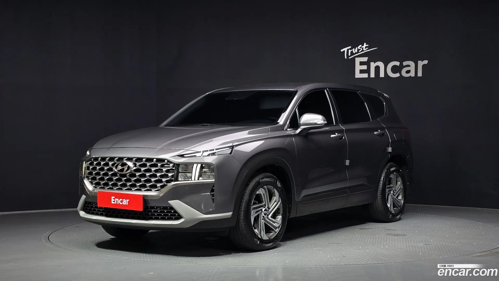 Main__Slider__Photo:Santafe Hyundai 2022.2-0