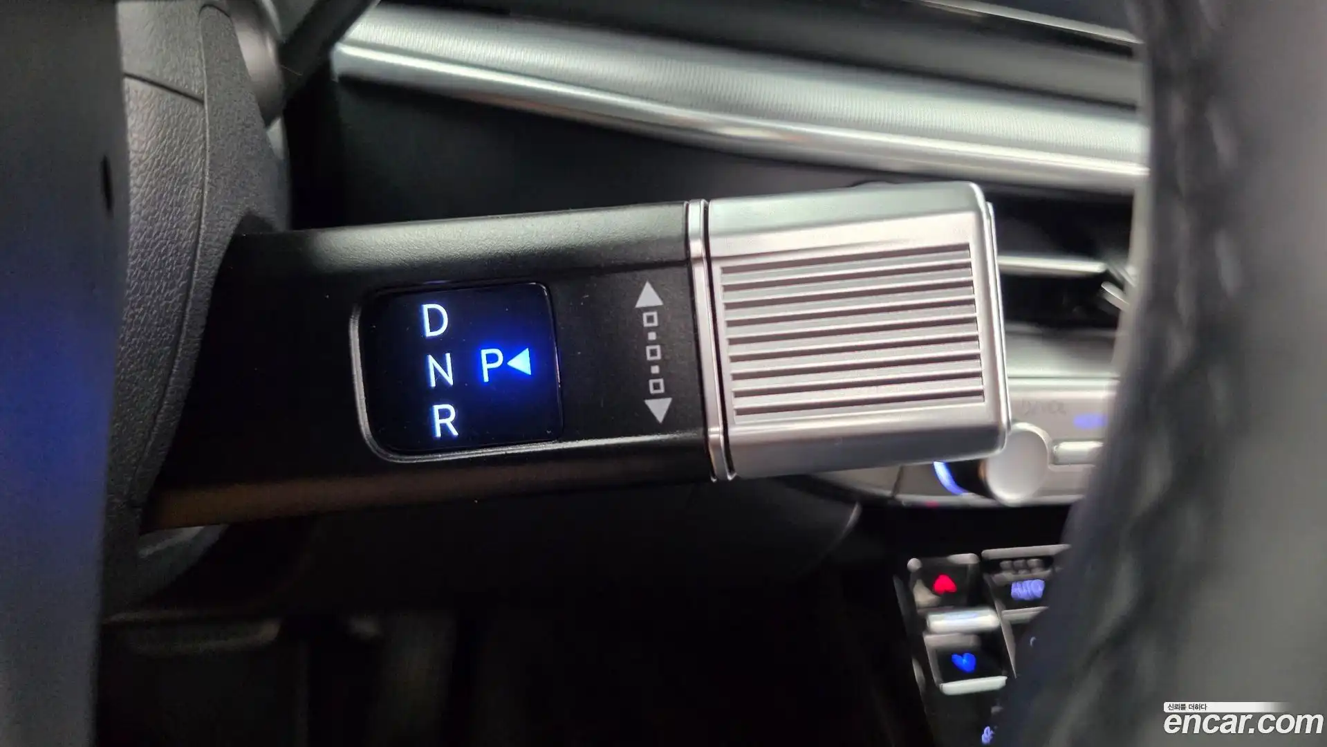 Grandeur Hyundai 2024.4-INNER-009