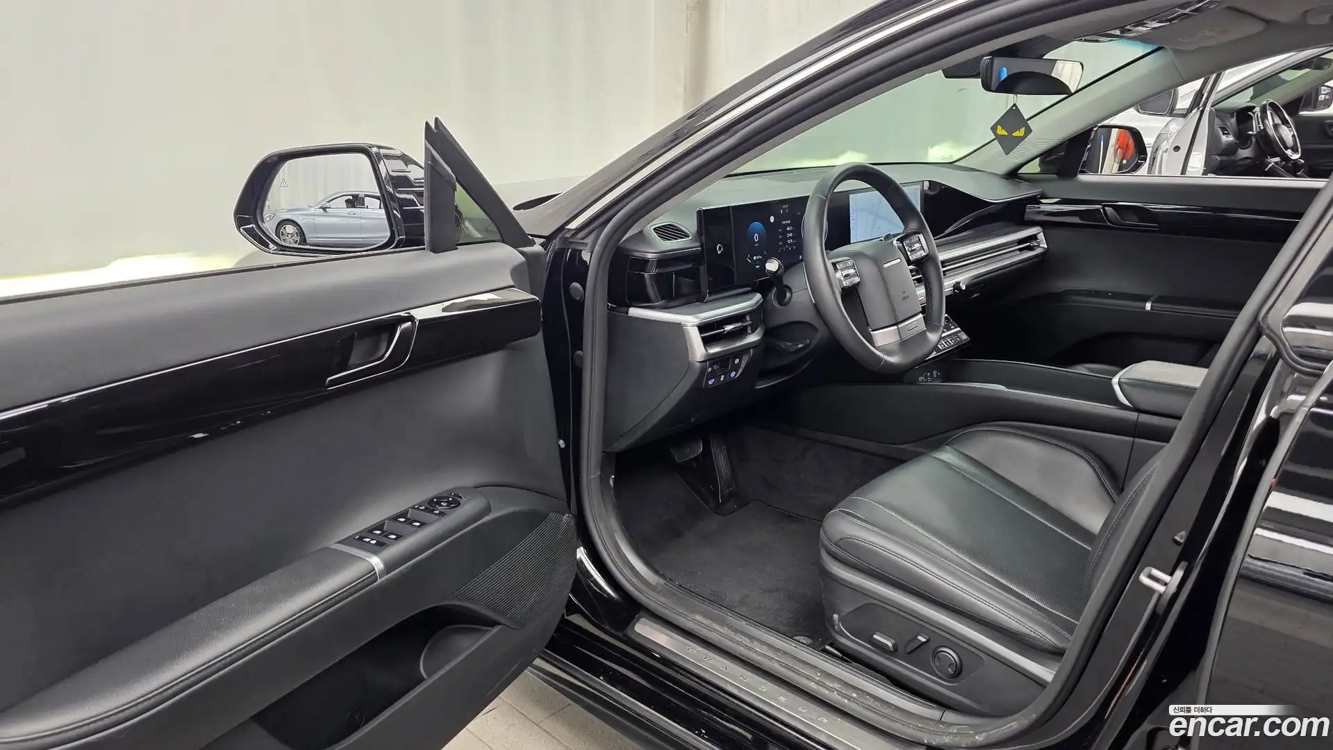 Grandeur Hyundai 2024.4-INNER-010