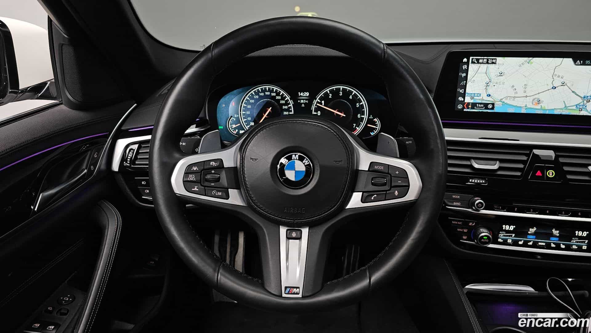 5-Series BMW 2018.4-OPTION-017