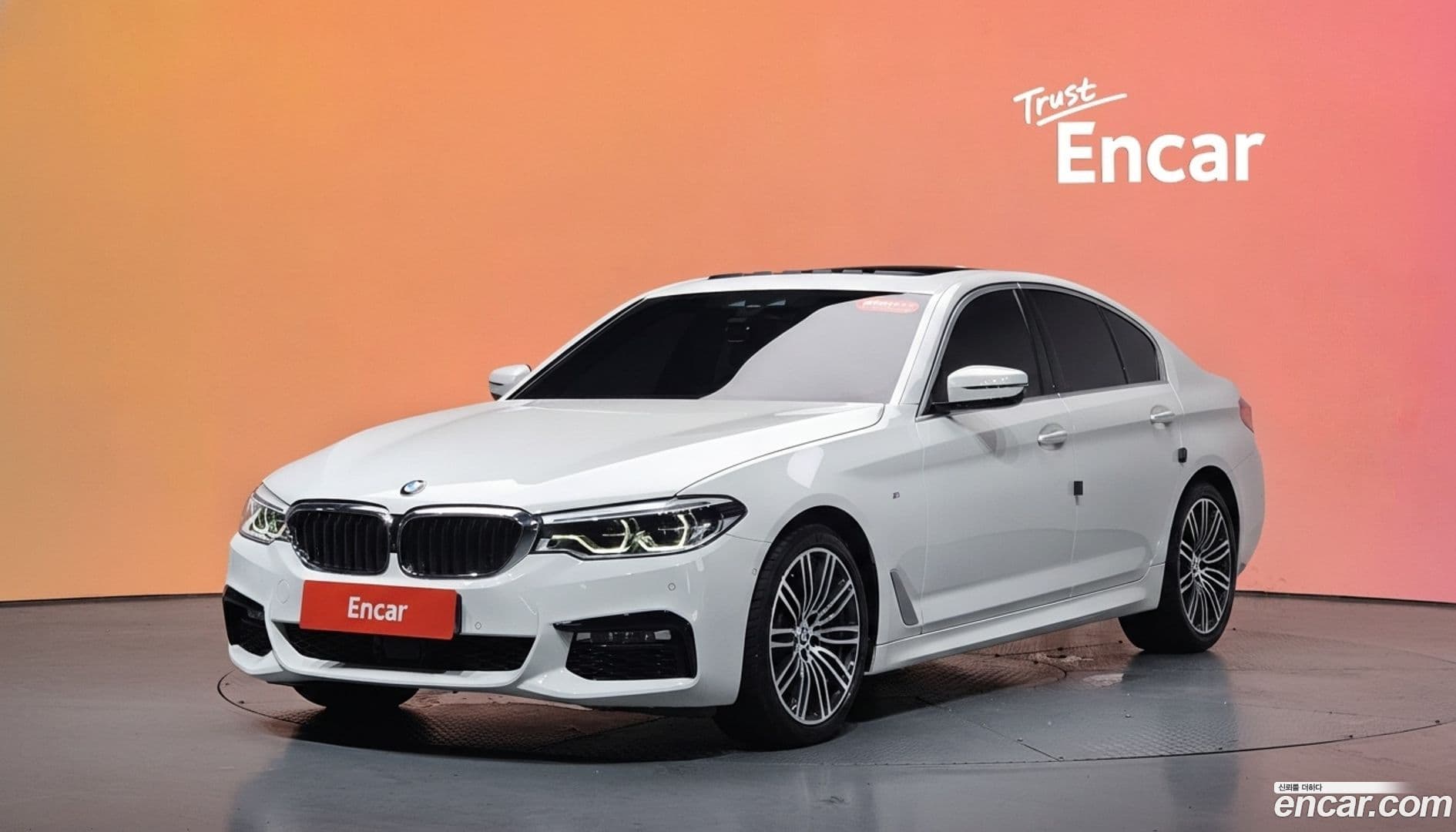 Main__Slider__Photo:5-Series BMW 2018.4-0