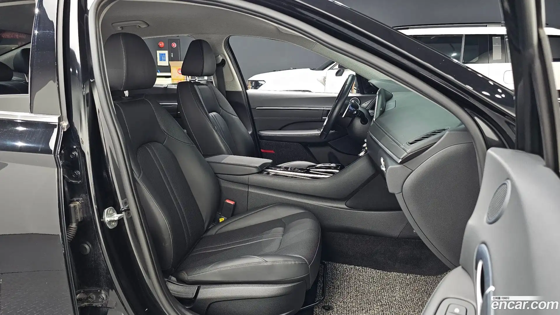 Sonata Hyundai 2021.9-OPTION-015