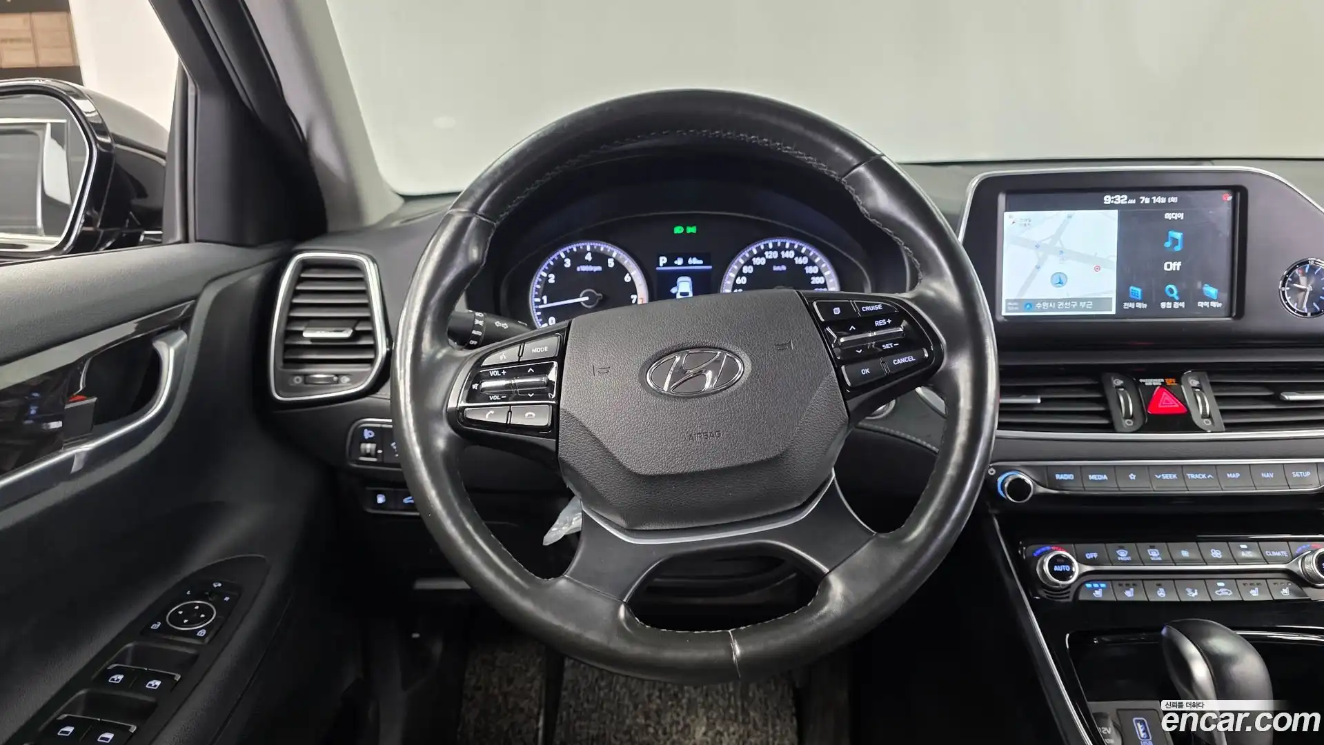 Grandeur Hyundai 2019.4-OPTION-017