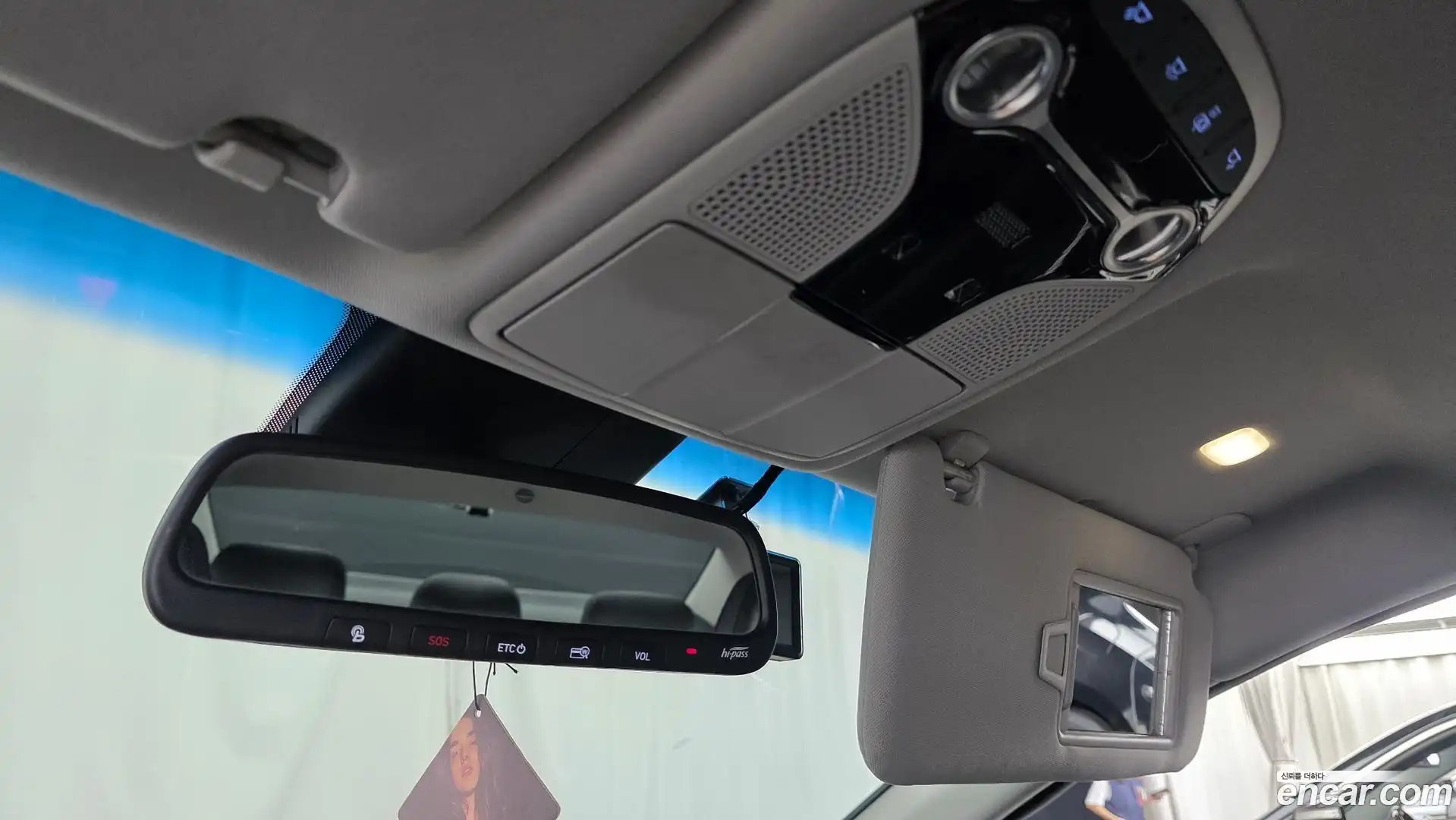 Grandeur Hyundai 2019.4-OPTION-021