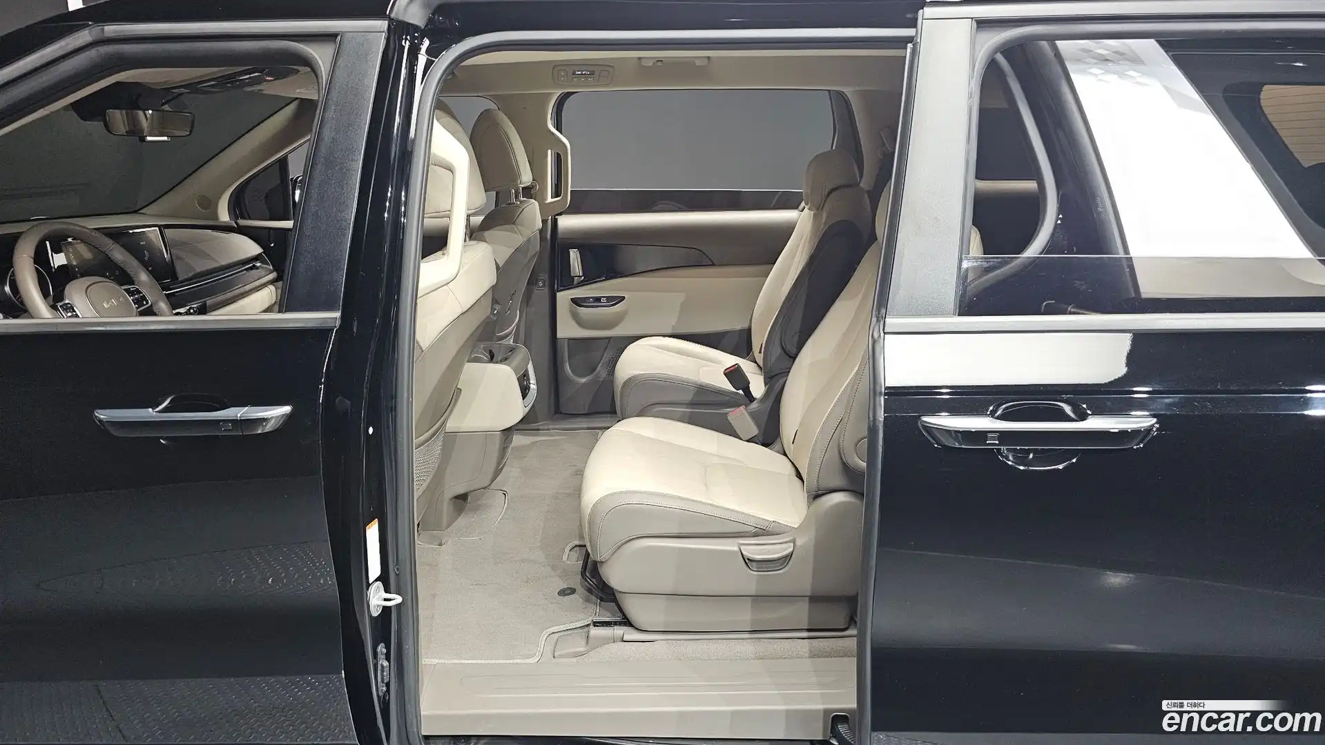 Canival Kia 2023.5-OPTION-016