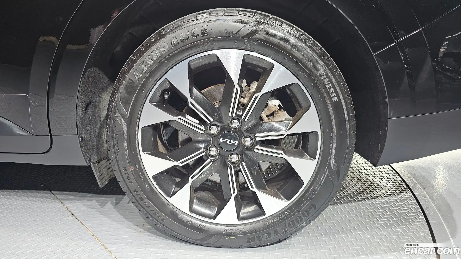 Canival Kia 2023.5-OUTER-031