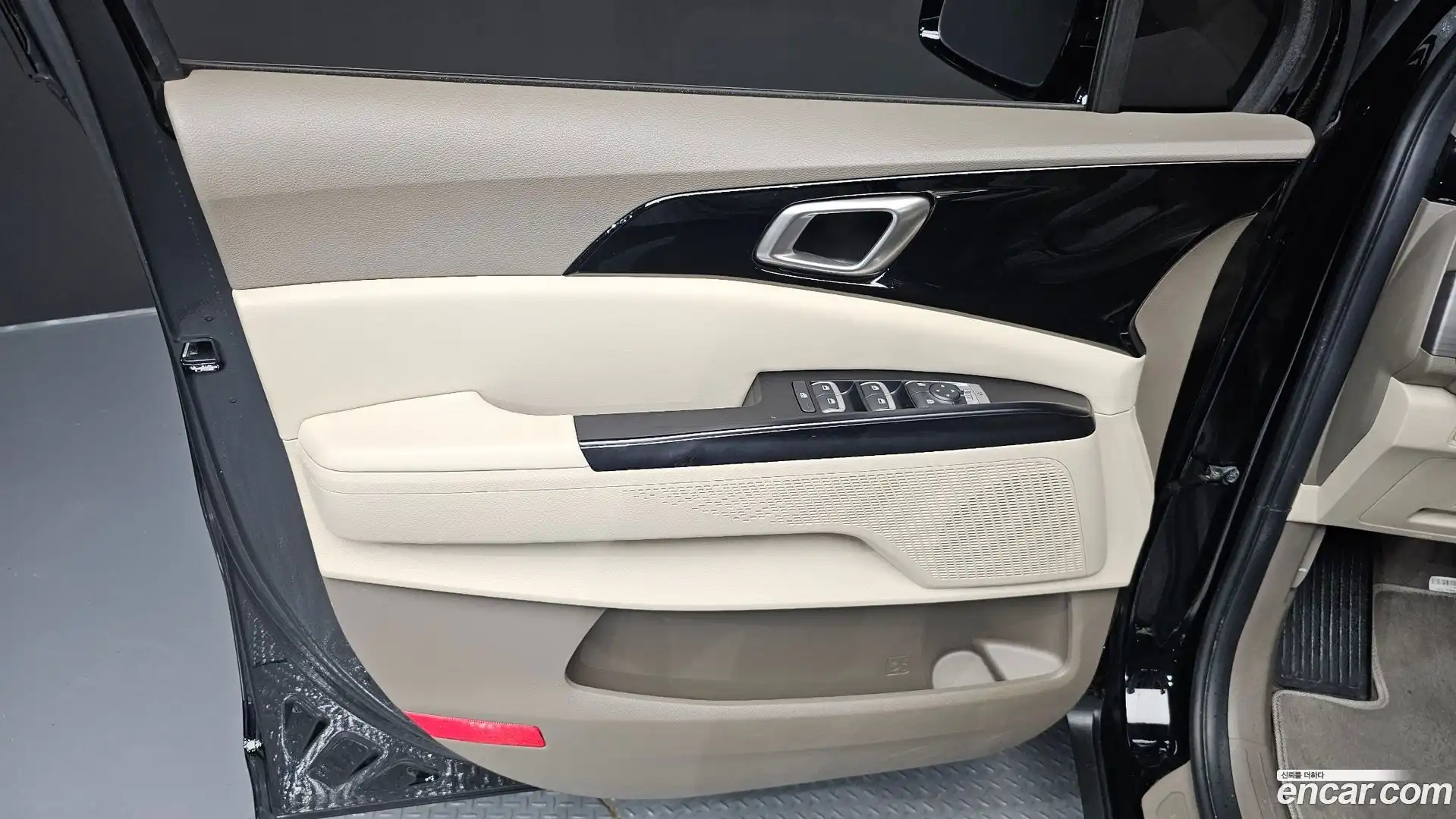 Canival Kia 2023.5-INNER-034