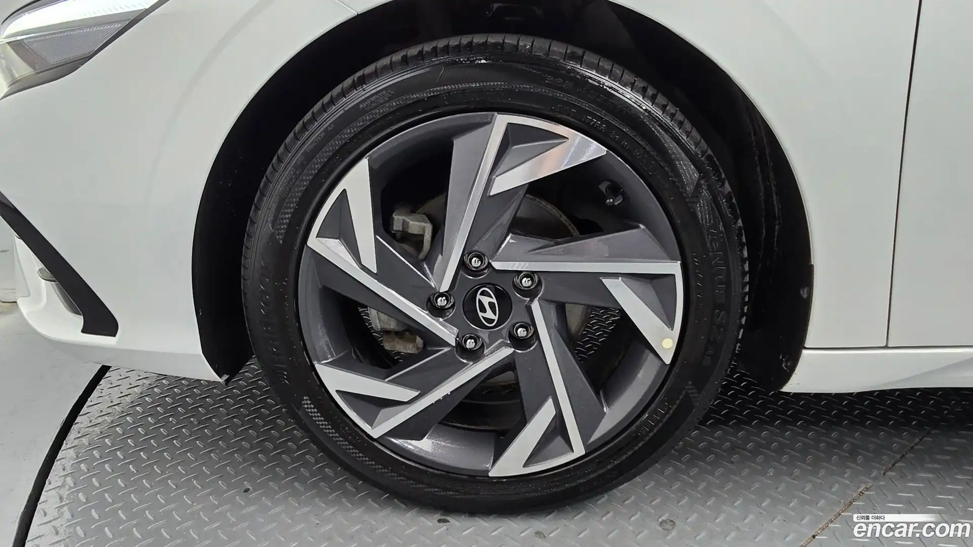 AVANTE Hyundai 2023.4-OUTER-005