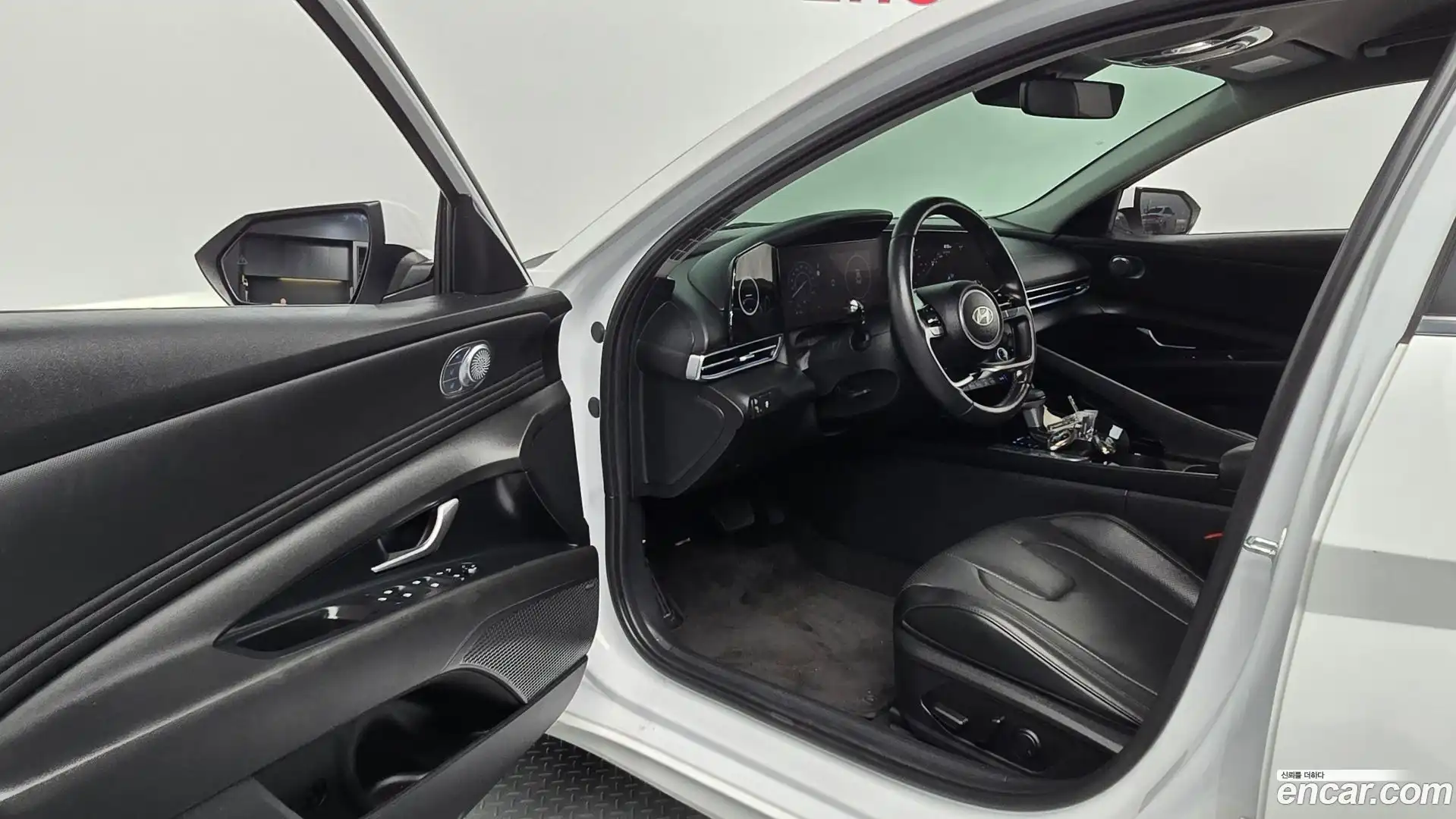 AVANTE Hyundai 2023.4-INNER-010