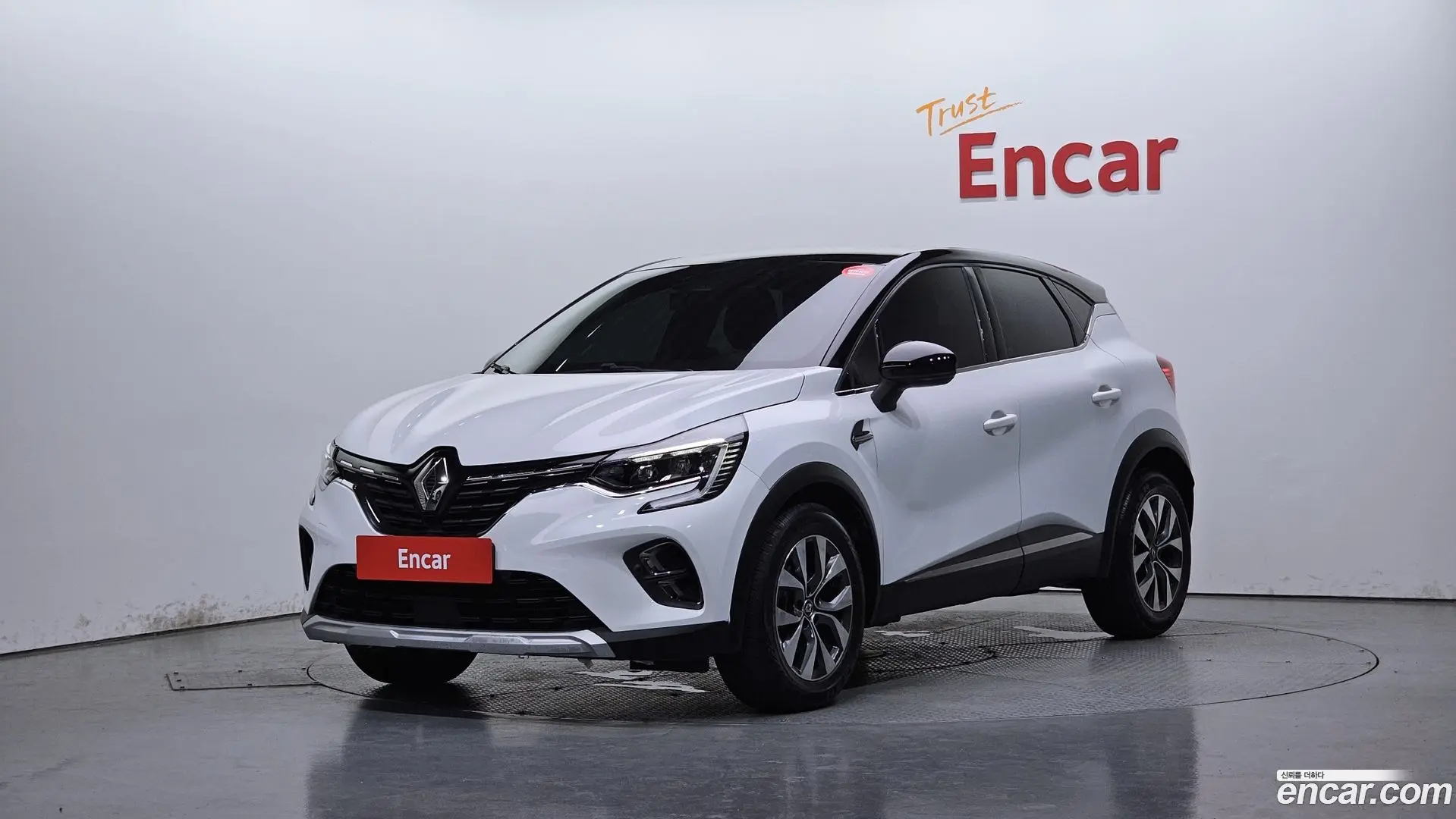 Main__Slider__Photo:Captur Renault Korea 2020.10-0