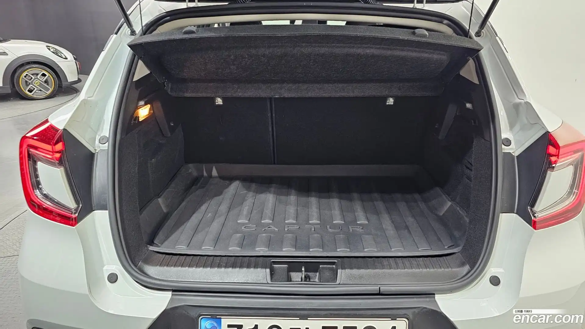 Captur Renault Korea 2020.10-OPTION-024