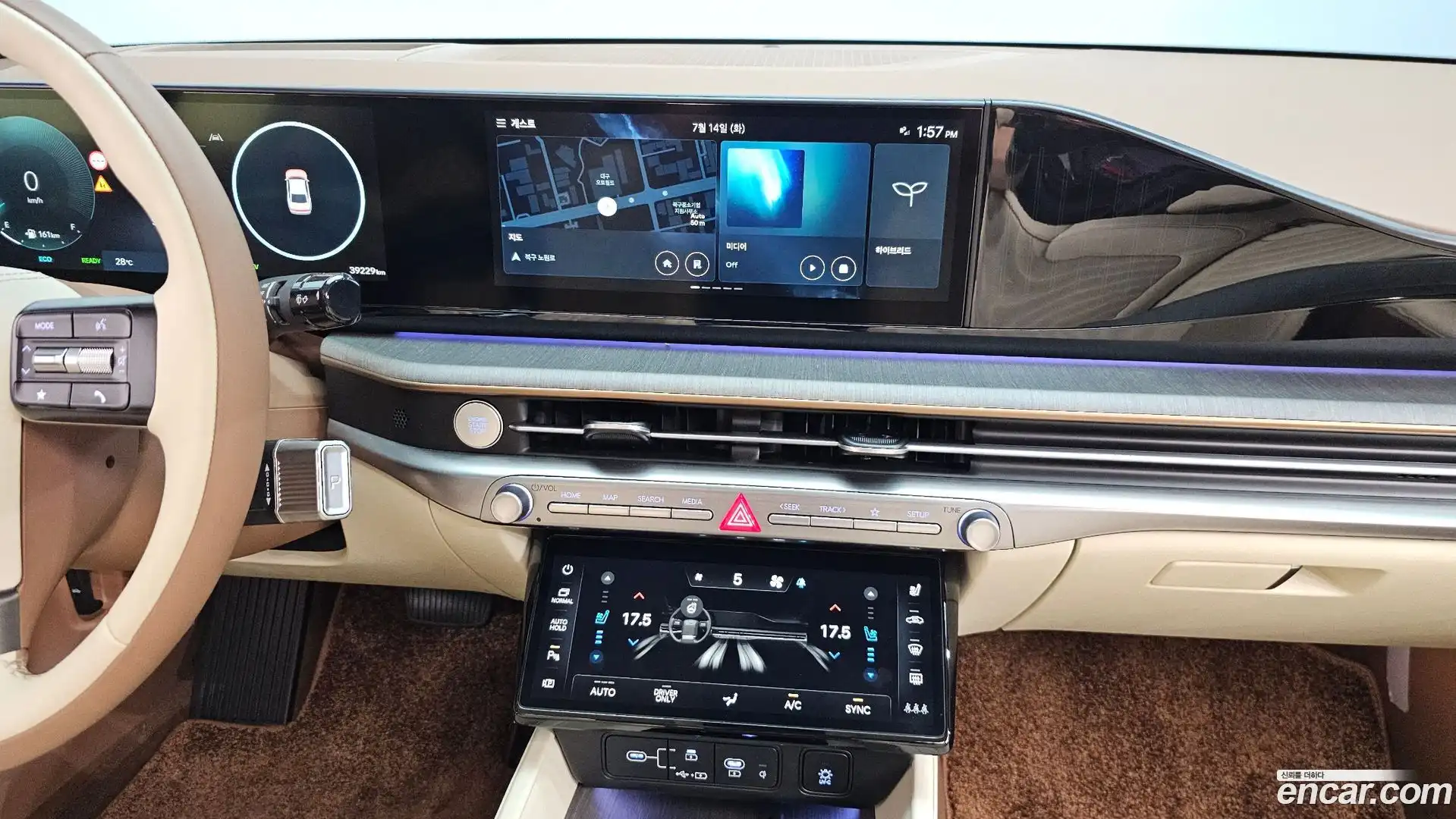 Grandeur Hyundai 2025.3-OPTION-016