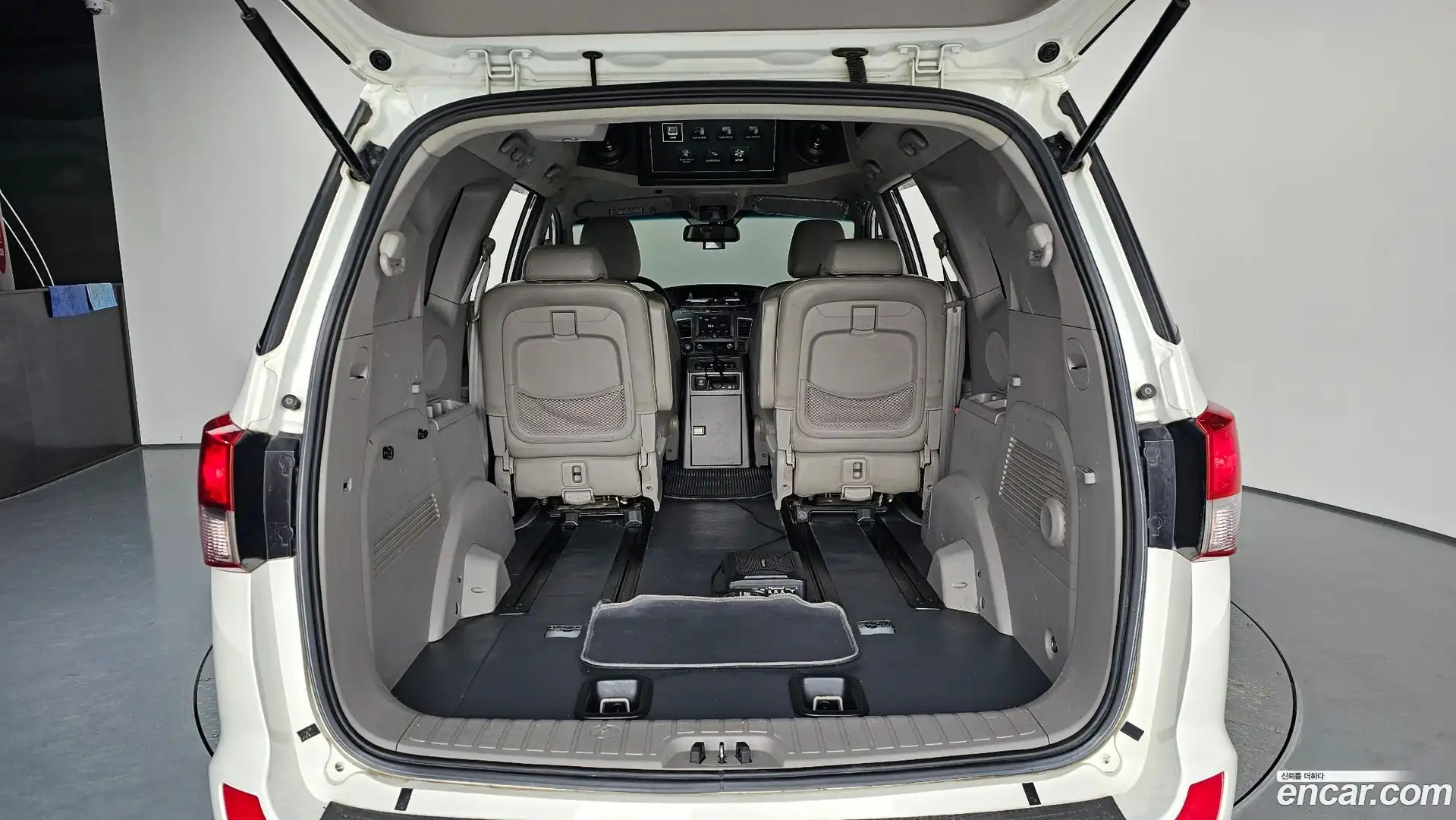 KORANDO KG Mobility 2017.11-OPTION-024