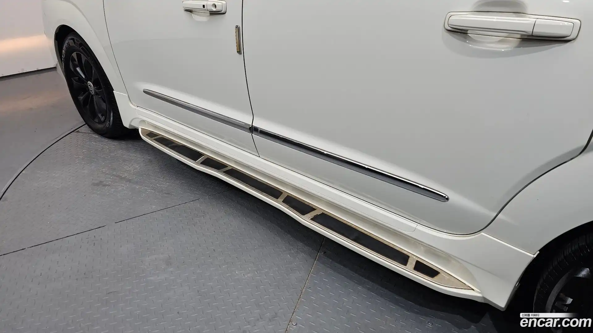 KORANDO KG Mobility 2017.11-OPTION-043