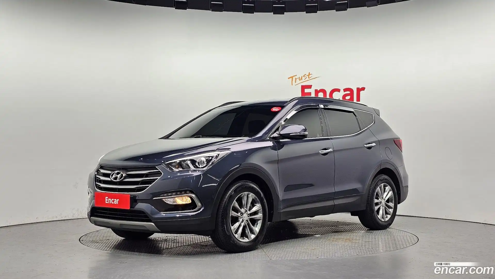 Santafe Hyundai 2017.4-OUTER-001