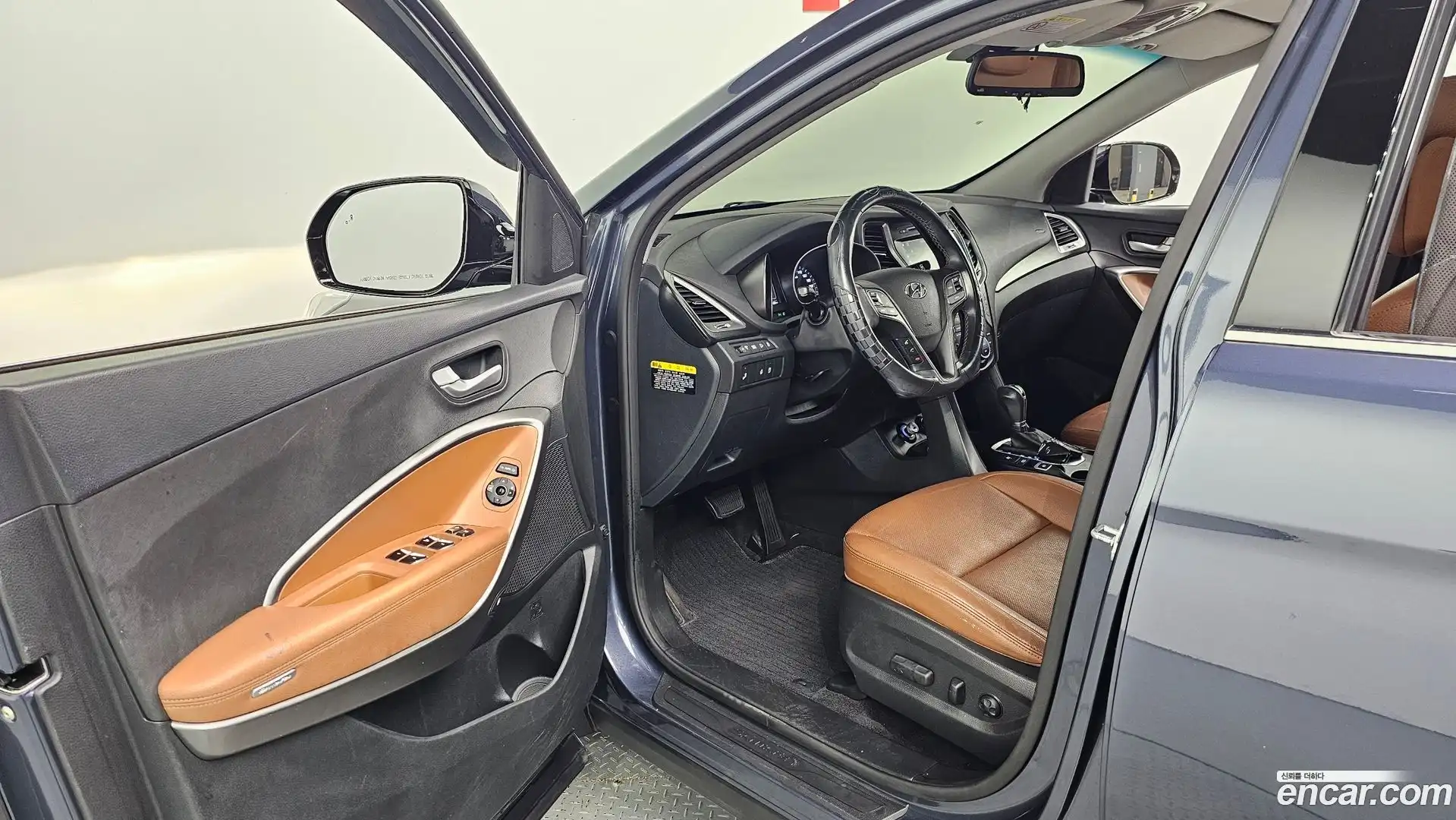 Santafe Hyundai 2017.4-INNER-036