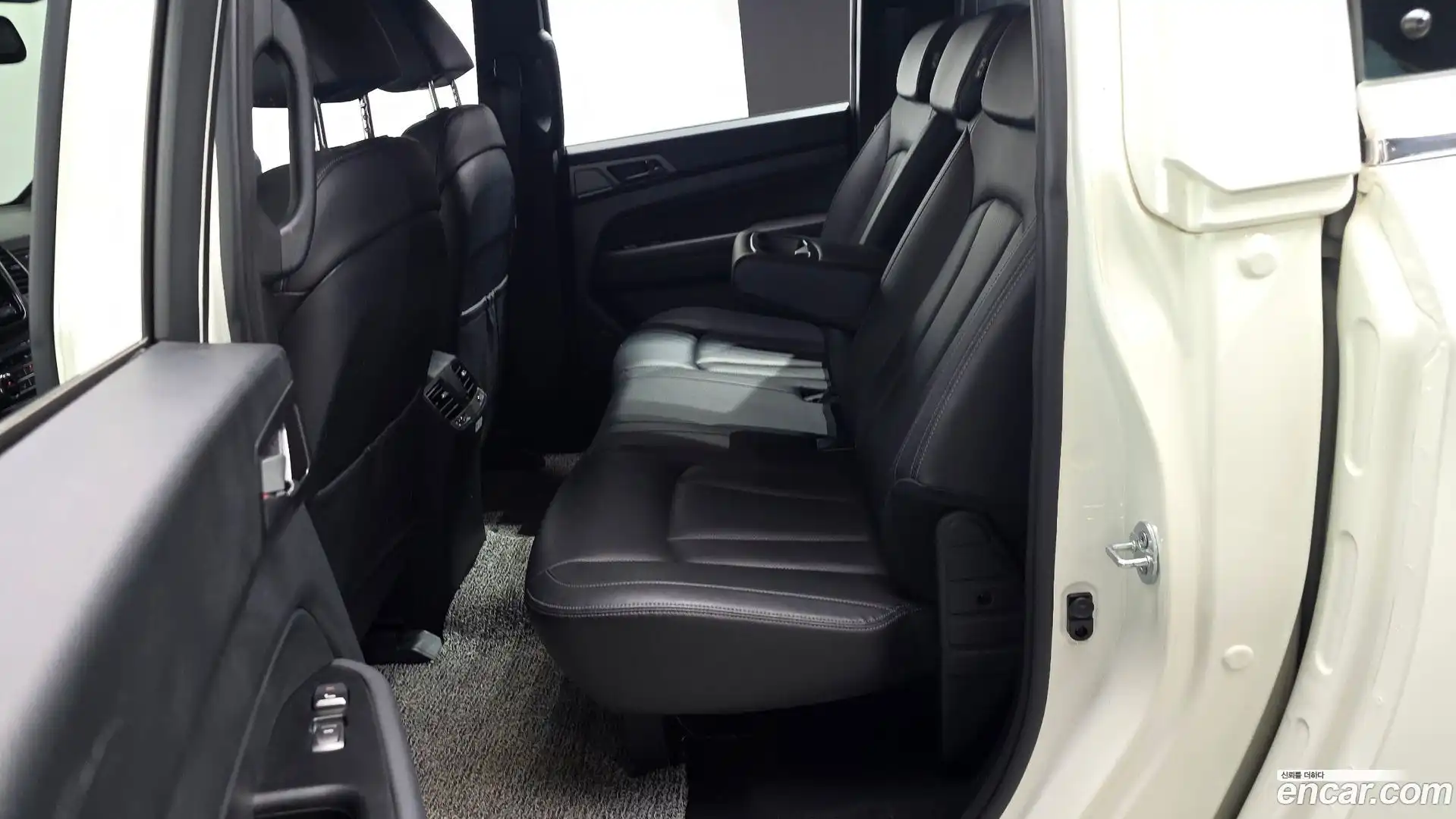 Rexton KG Mobility 2023.3-OPTION-016