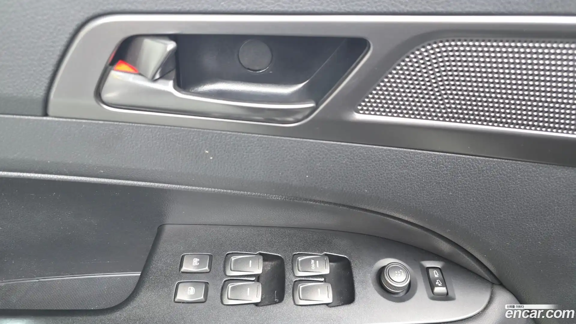 Rexton KG Mobility 2023.3-OPTION-043