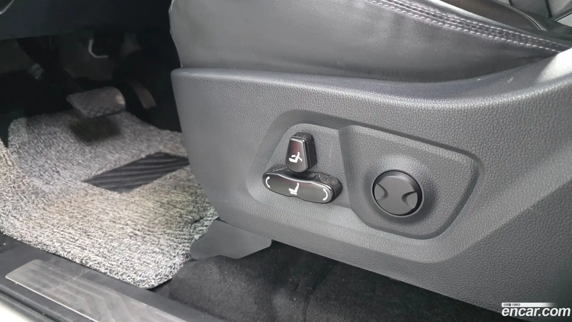 Rexton KG Mobility 2023.3-OPTION-044